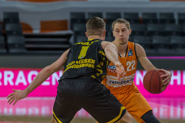 机的豪门来 机的豪门来