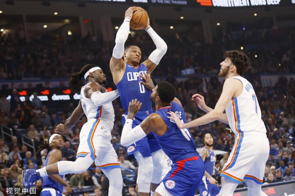 官宣，郑钦文迎喜讯，喜悦发声，妈妈担心难题解决，李娜祝福