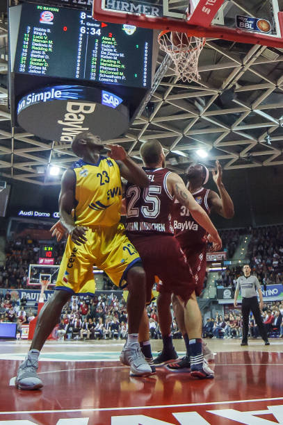 电竞厂商发布年度产品与赛事计划